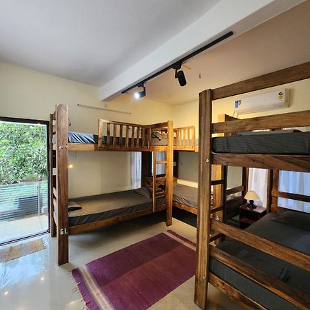 Auberge de jeunesse Cliff & Coral à Varkala Extérieur photo