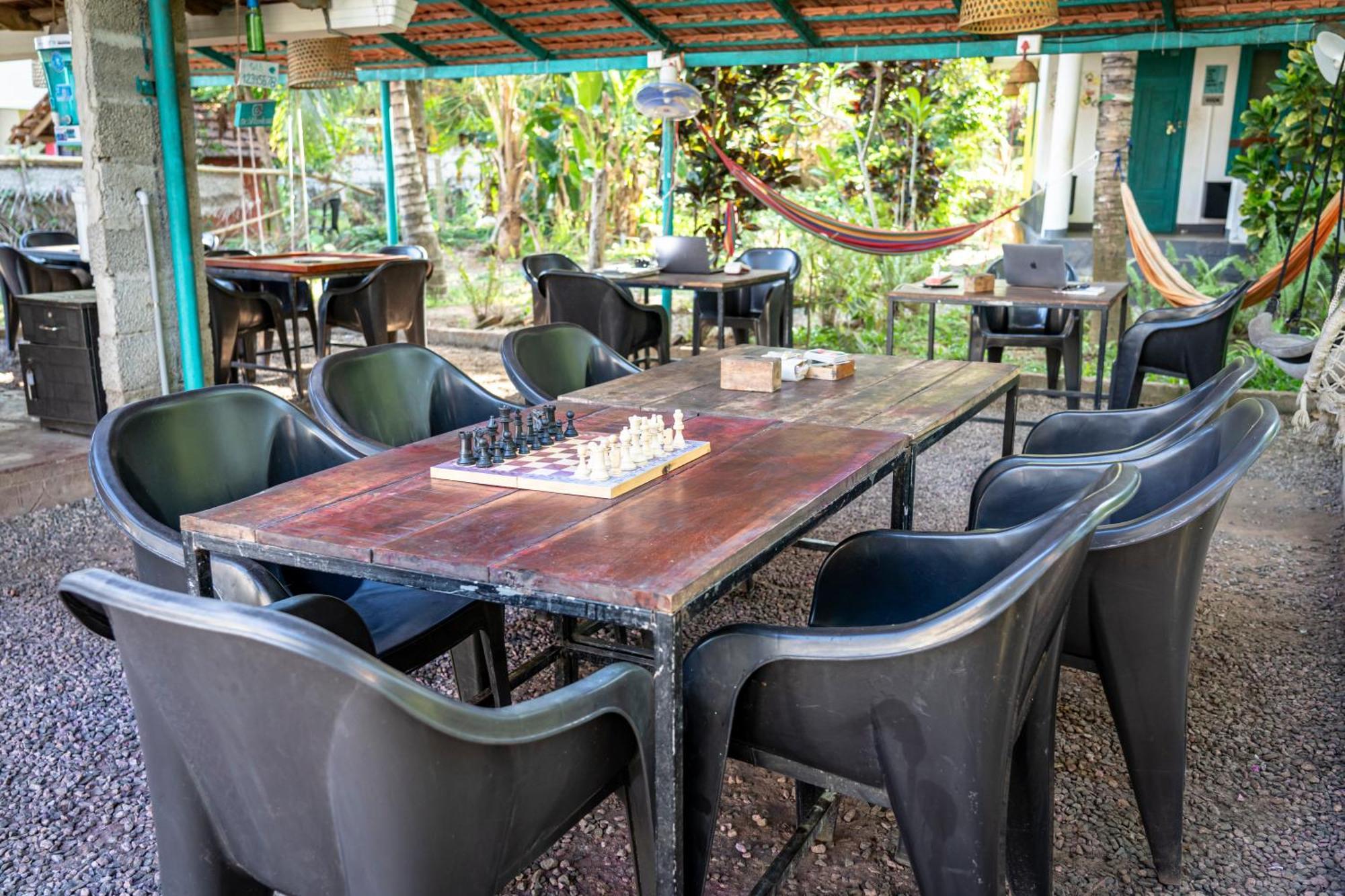 Auberge de jeunesse Cliff & Coral à Varkala Extérieur photo