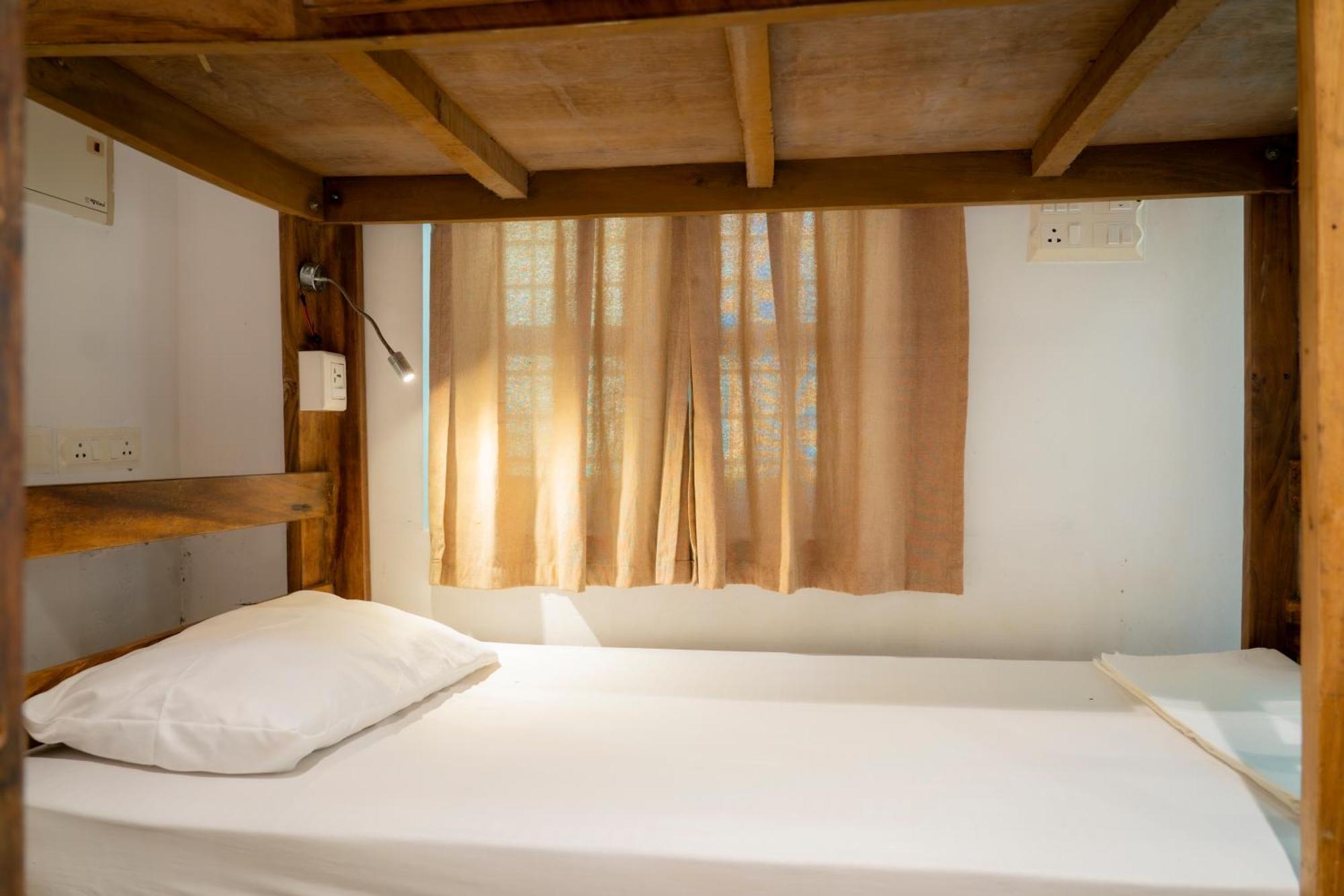 Auberge de jeunesse Cliff & Coral à Varkala Extérieur photo